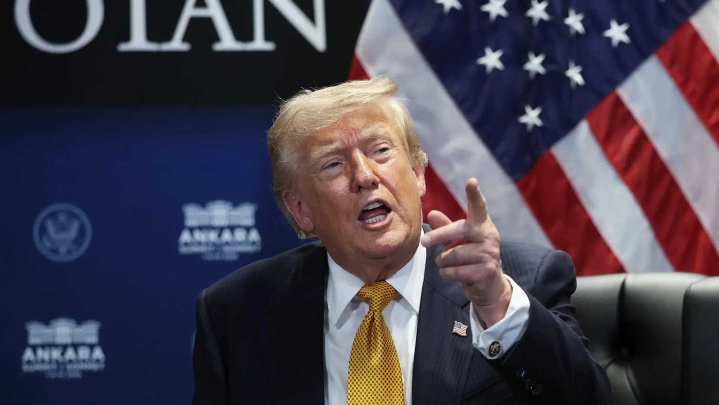 El Ibex 35 roza los 19.300 puntos tras el giro de Trump sobre España