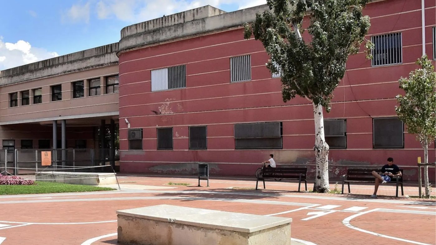Un menor de 15 años muere tiroteado en un parque de Barcelona en un posible ajuste de cuentas entre bandas