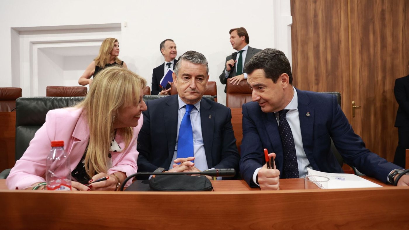Moreno refuerza a los pesos pesados del PP en su tercer Gobierno andaluz para contener a Vox