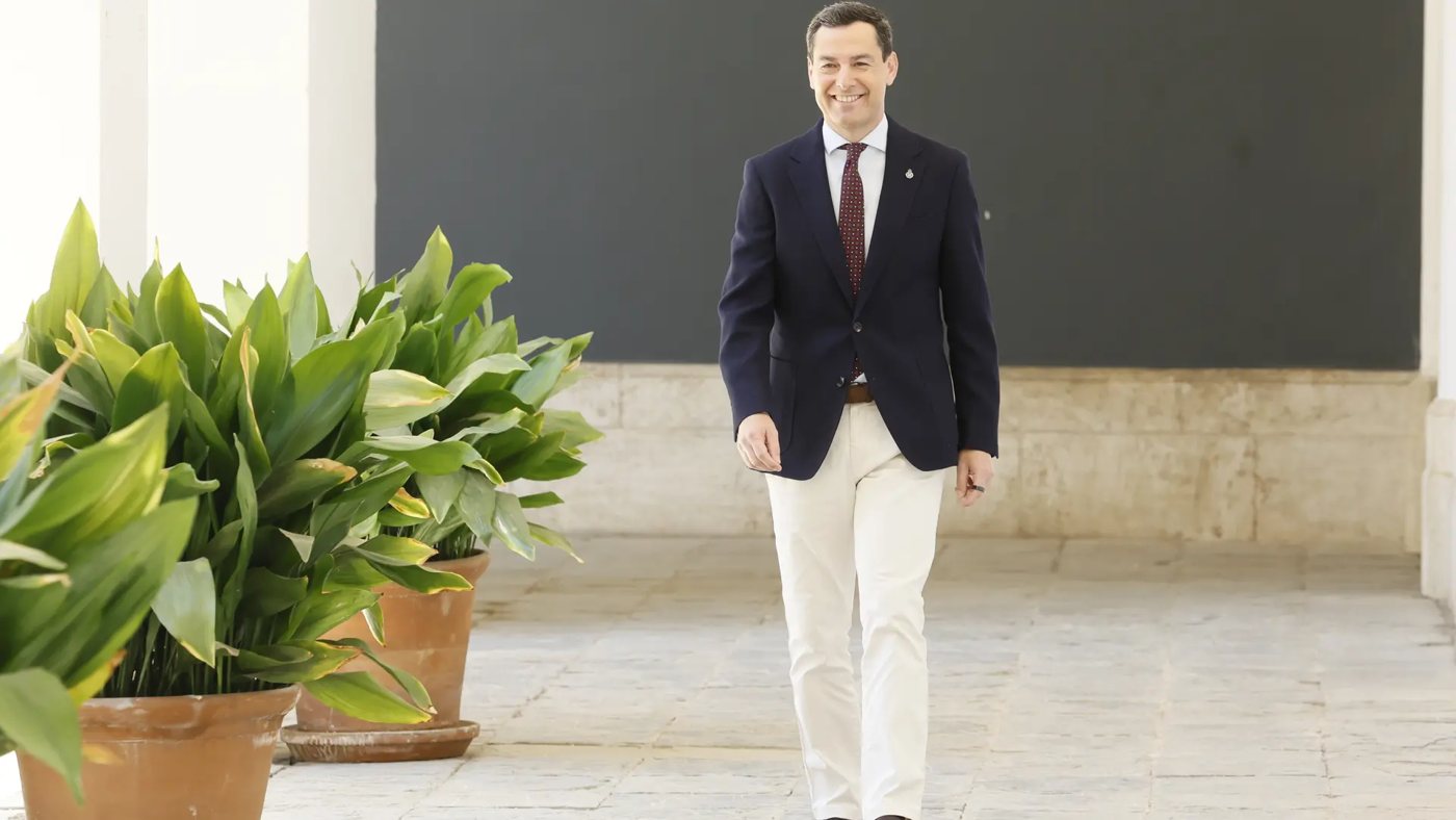 Moreno presenta su nuevo Gobierno en Andalucía con tres vicepresidencias y la entrada de Vox