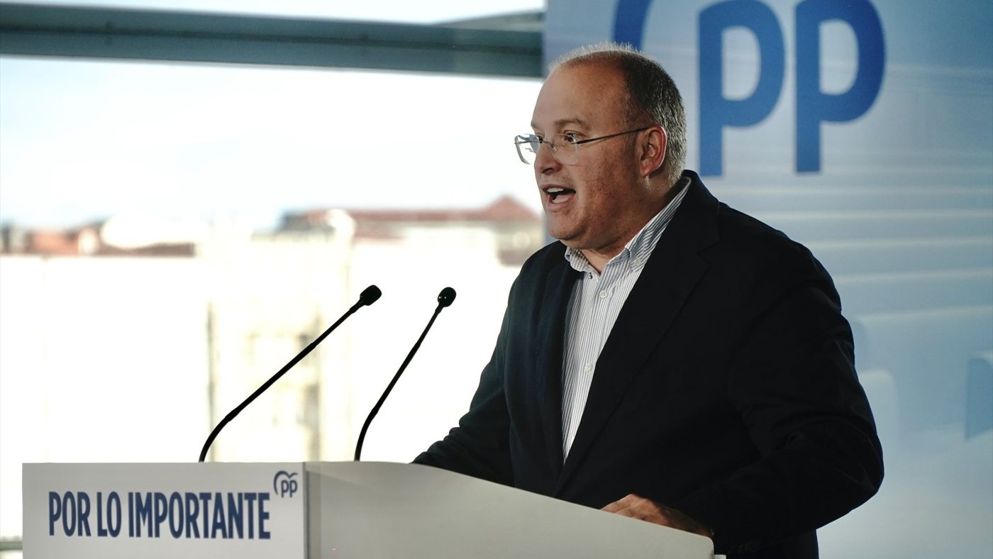 Tellado exige a Sánchez que convoque elecciones y tacha al Gobierno de «organización criminal»
