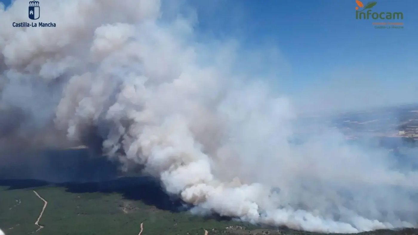 Investigan a un alcalde de Vox como presunto responsable del incendio de La Mierla en Guadalajara